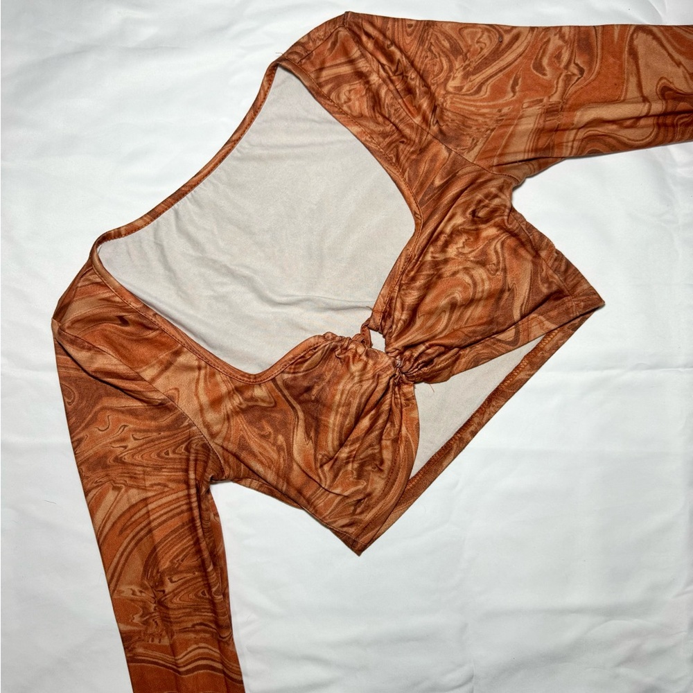 Burnt orange Long Sleeve Crop Top 🍊